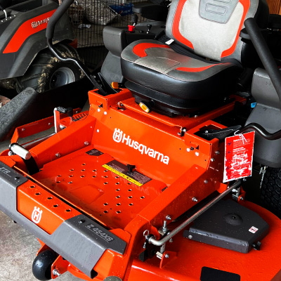 eds-lawncare-and-pressure-washing-services-husqvarna-gear